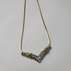 10K Solid Gold X Necklace With White Gold Chevron V Pattern